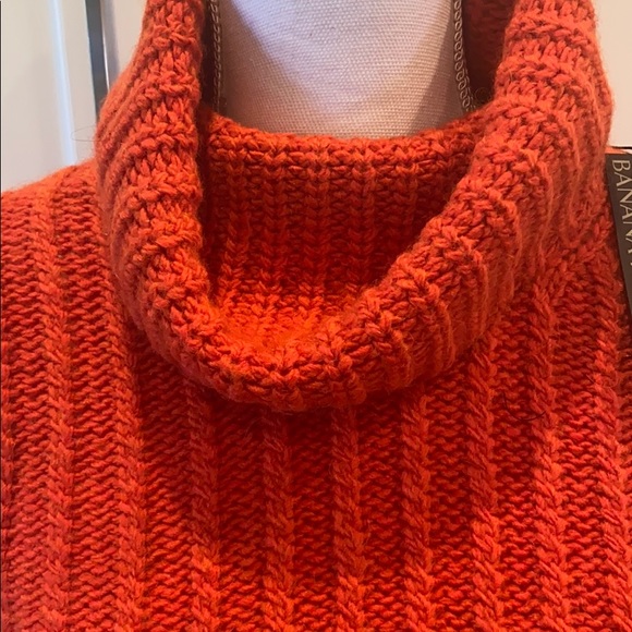 NWT Banana Republic Sweater - Picture 4 of 7